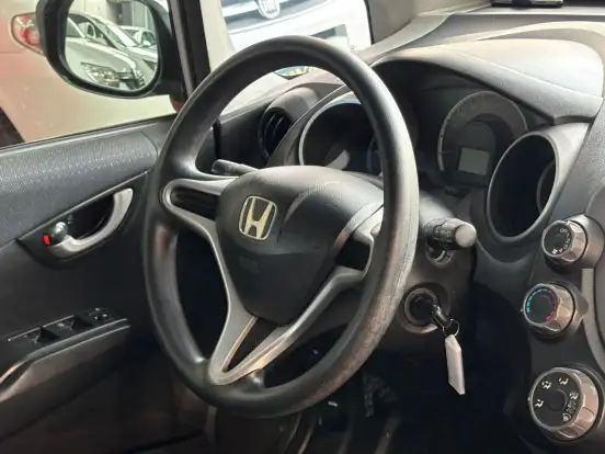 HONDA-FIT-2011