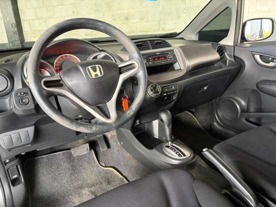 HONDA-FIT-2009