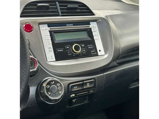 HONDA-FIT-2013