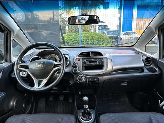 HONDA-FIT-1.4 LX 16V FLEX 4P MANUAL HONDA-FIT-2010