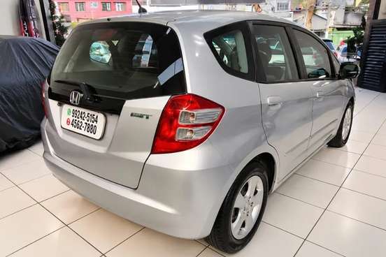 HONDA-FIT-2009