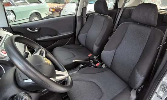HONDA-FIT-2009