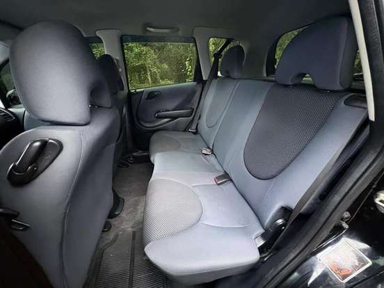 HONDA-FIT-2007