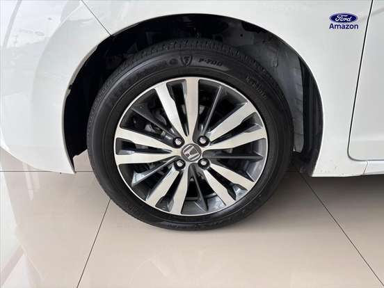 HONDA-FIT-2015