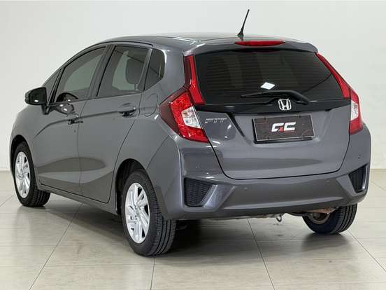 HONDA-FIT-2016