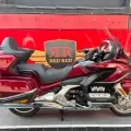 HONDA GL 1800 GOLD WING TOUR HONDA GL 1800 GOLD WING TOUR