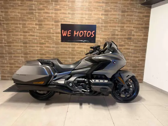 HONDA GL 1800 GOLD WING 