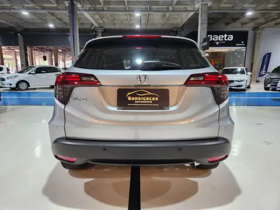 HONDA-HR-V-2021