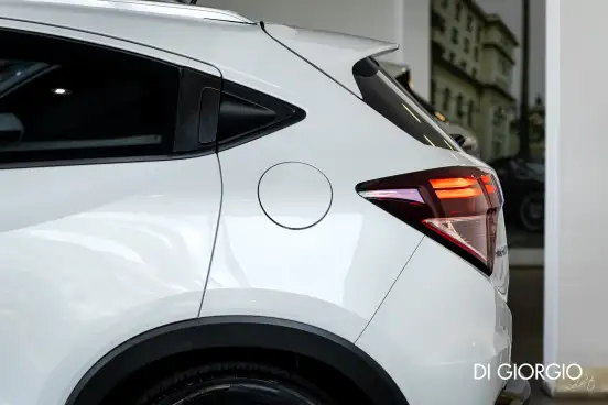 HONDA-HR-V-2017