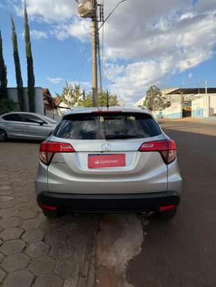 HONDA-HR-V-2016