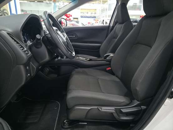HONDA-HR-V-2021