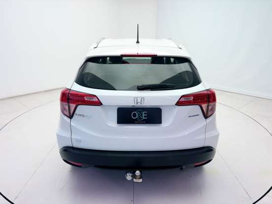 HONDA-HR-V-2015
