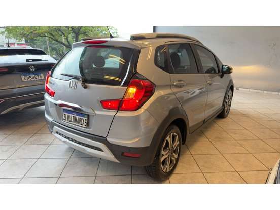 HONDA-WR-V-2017