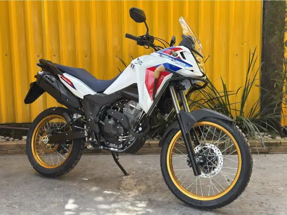 HONDA XRE 300 SAHARA ADVENTURE 
