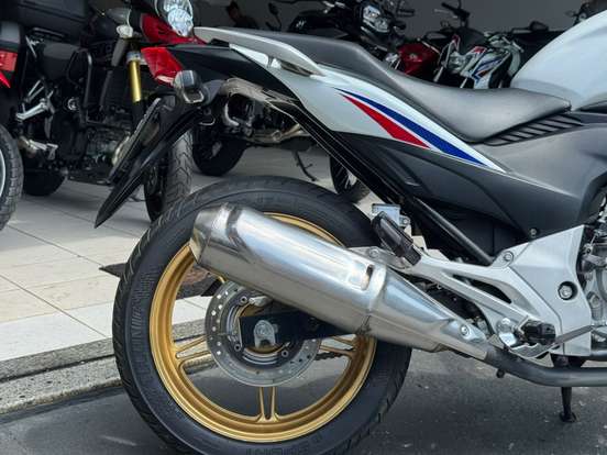 HONDA-CB 300R HONDA-CB 300R-2015