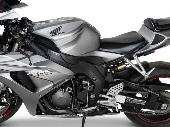 HONDA-CBR 1000RR FIREBLADE HONDA-CBR 1000RR FIREBLADE-2006