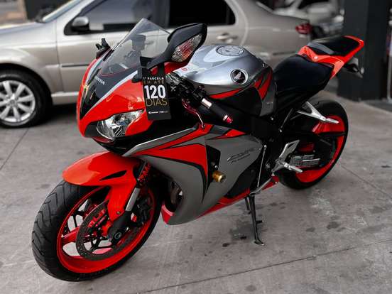 HONDA-CBR 1000RR FIREBLADE HONDA-CBR 1000RR FIREBLADE-2010