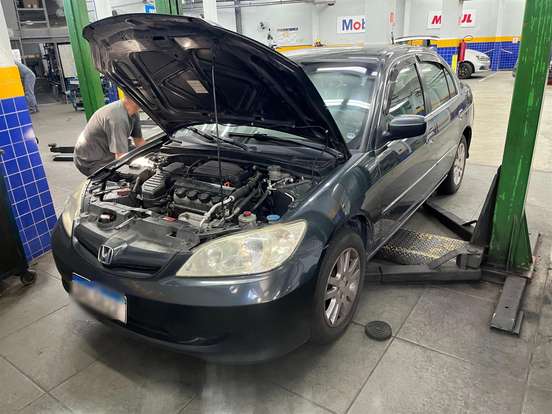 HONDA-CIVIC-2005