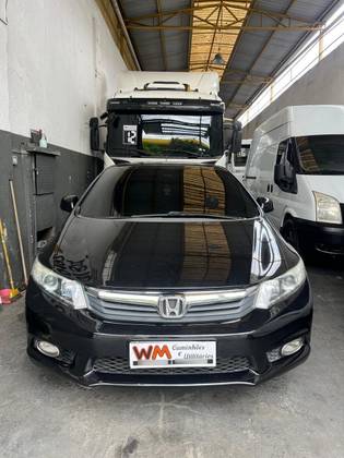 HONDA CIVIC 1.8 LXS 16V FLEX 4P AUTOMÁTICO
