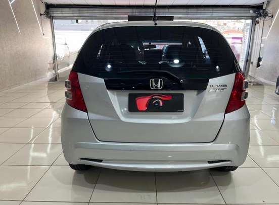 HONDA-FIT-2012