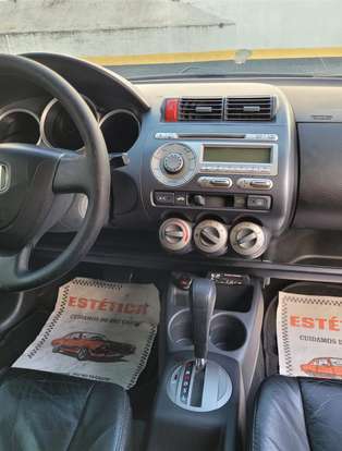 HONDA-FIT-2006