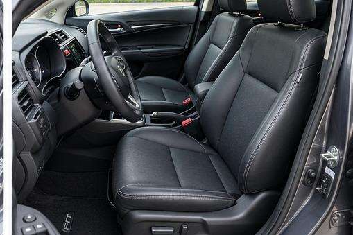HONDA-FIT-2015