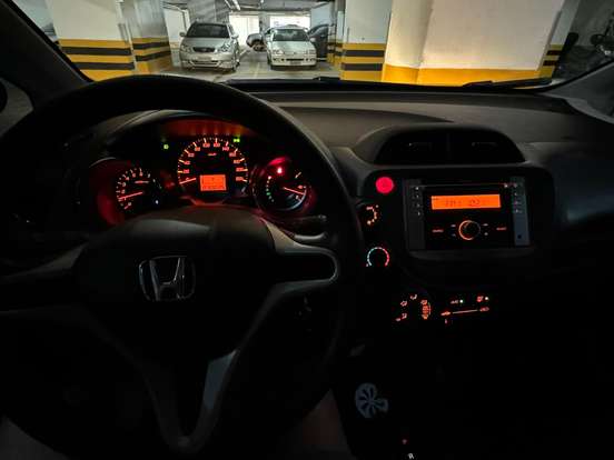 HONDA-FIT-2012