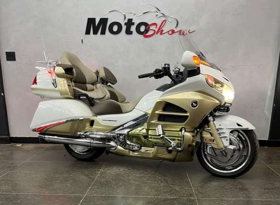 HONDA-GL 1800 GOLD WING-2011
