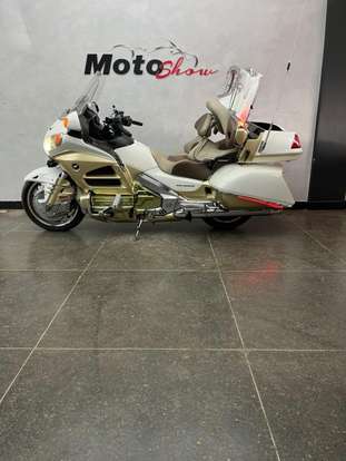 HONDA-GL 1800 GOLD WING-2011