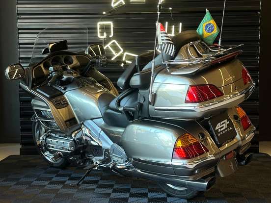 HONDA-GL 1800 GOLD WING HONDA-GL 1800 GOLD WING-2004