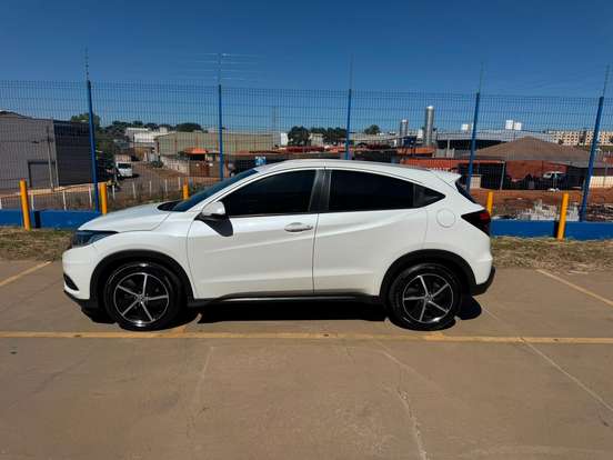 HONDA-HR-V-2021
