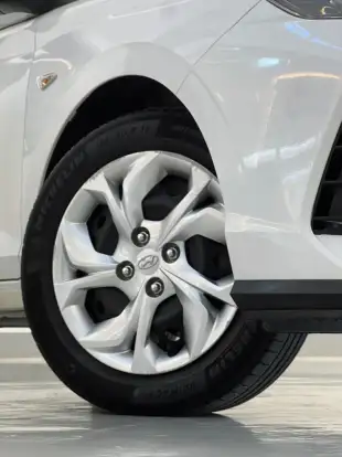 HYUNDAI-HB20-2024