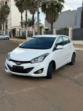 HYUNDAI HB20 1.6 COMFORT PLUS 16V FLEX 4P MANUAL