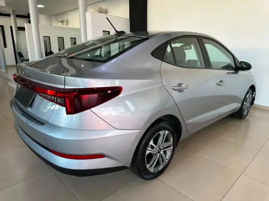 HYUNDAI-HB20S-2025
