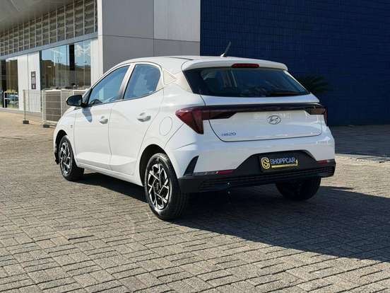 HYUNDAI-HB20S-2023