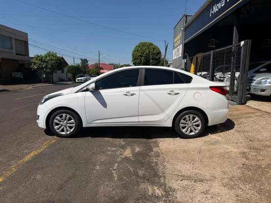 HYUNDAI-HB20S-2016