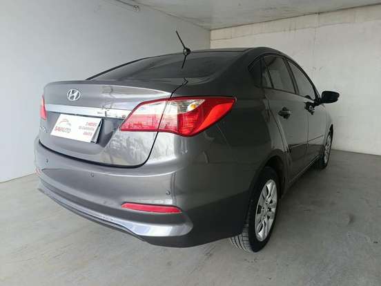 HYUNDAI-HB20S-1.0 COMFORT PLUS 12V FLEX 4P MANUAL HYUNDAI-HB20S-2017