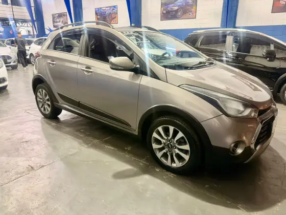 HYUNDAI HB20X 1.6 16V STYLE FLEX 4P AUTOMÁTICO