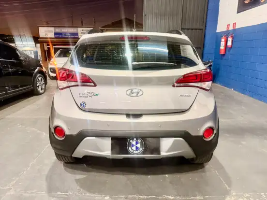 HYUNDAI-HB20X-1.6 16V STYLE FLEX 4P AUTOMÁTICO HYUNDAI-HB20X-2017