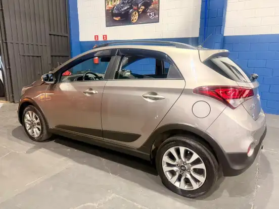 HYUNDAI-HB20X-1.6 16V STYLE FLEX 4P AUTOMÁTICO HYUNDAI-HB20X-2017