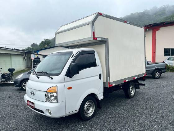 HYUNDAI HR 2.5 TCI HD LONGO COM CAÇAMBA 4X2 8V 97CV TURBO INTERCOOLER DIESEL 2P MANUAL
