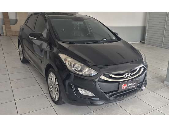 HYUNDAI-I30-1.8 MPI 16V GASOLINA 4P AUTOMATICO HYUNDAI-I30-2014