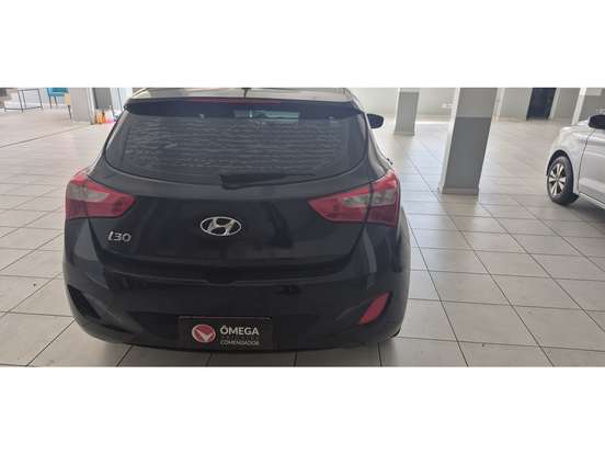 HYUNDAI-I30-1.8 MPI 16V GASOLINA 4P AUTOMATICO HYUNDAI-I30-2014