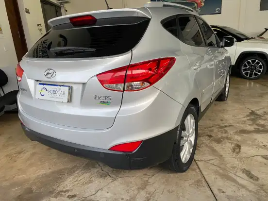 HYUNDAI-IX35-2.0 MPI 4X2 16V FLEX 4P AUTOMÁTICO HYUNDAI-IX35-2013