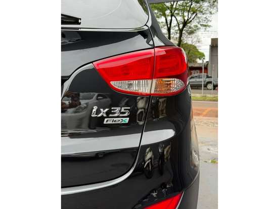 HYUNDAI-IX35-2.0 MPI 4X2 16V FLEX 4P AUTOMÁTICO HYUNDAI-IX35-2013