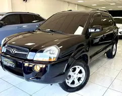 HYUNDAI TUCSON 2.0 MPFI GLS 16V 143CV 2WD GASOLINA 4P AUTOMÁTICO HYUNDAI TUCSON 2.0 MPFI GLS 16V 143CV 2WD GASOLINA 4P AUTOMÁTICO