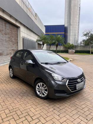 HYUNDAI HB20 1.6 COMFORT PLUS 16V FLEX 4P AUTOMÁTICO