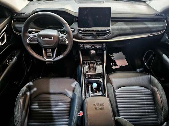 JEEP-COMMANDER-1.3 T270 TURBO FLEX LIMITED AT6 JEEP-COMMANDER-2024