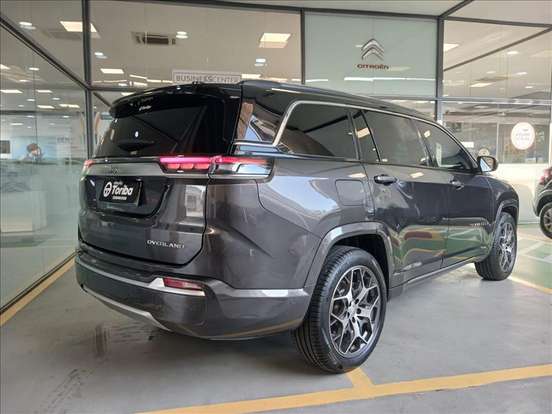 JEEP-COMMANDER-2024