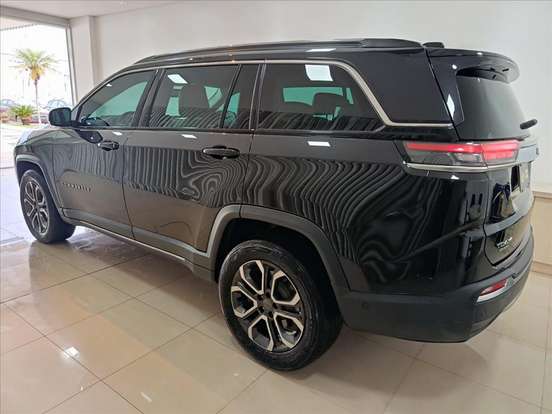 JEEP-COMMANDER-2021